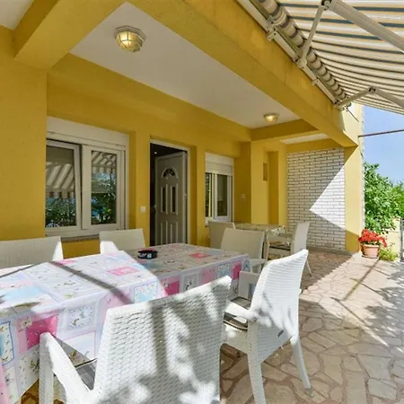 Apartamento House Inga *