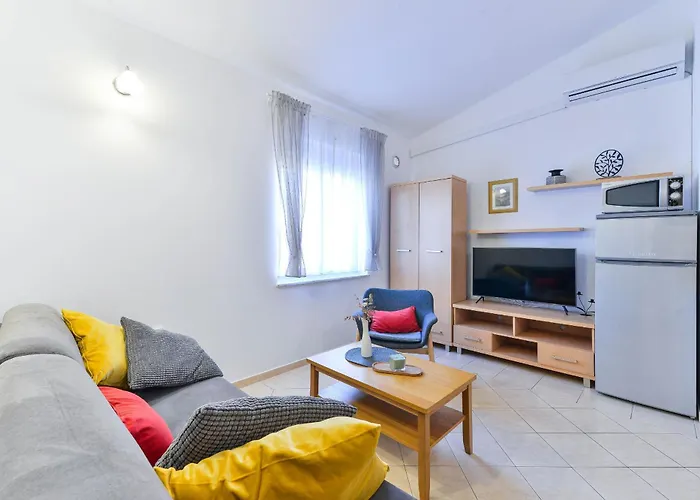 House Inga Apartment *