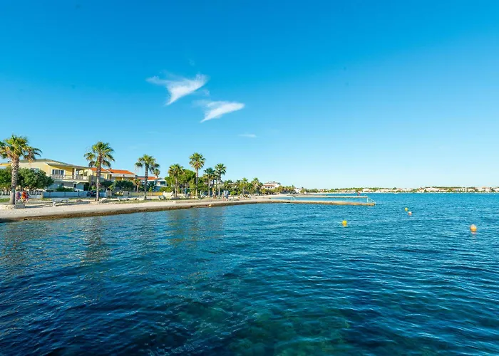 House Inga Apartment Vir