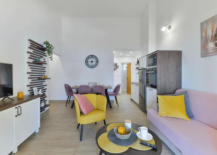 Apartment House Inga Vir