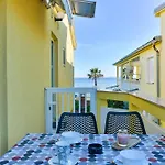 Apartament House Inga Vir