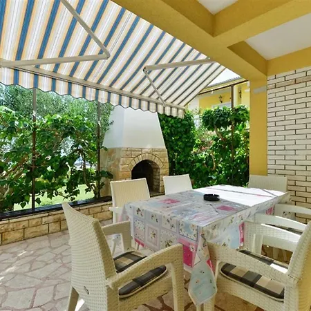 House Inga