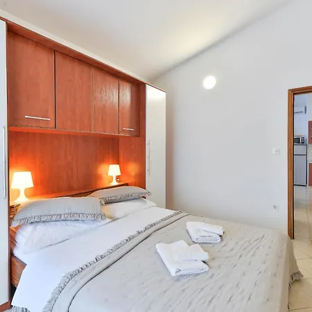 House Inga Apartament