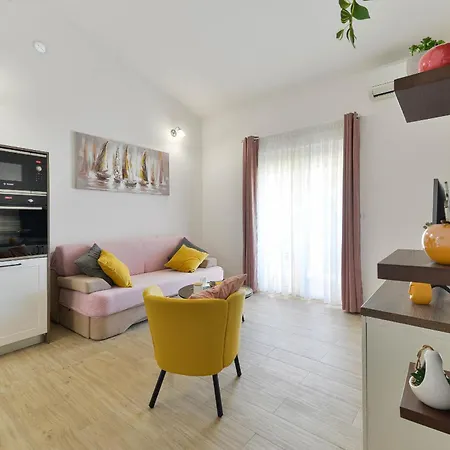 House Inga Apartament