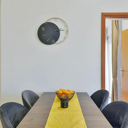 House Inga Apartment *