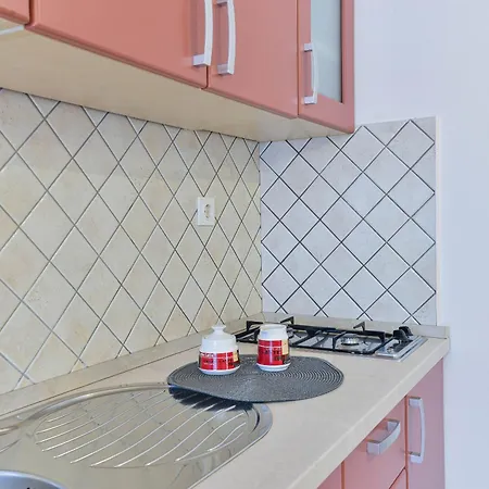 House Inga Apartment Vir
