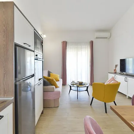 House Inga Apartment *