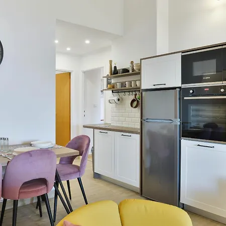 Apartmán House Inga Vir