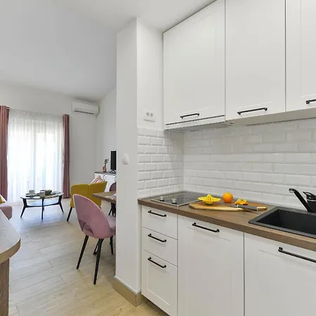 House Inga Apartment Vir