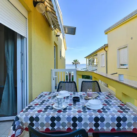 House Inga