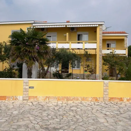 House Inga Apartment