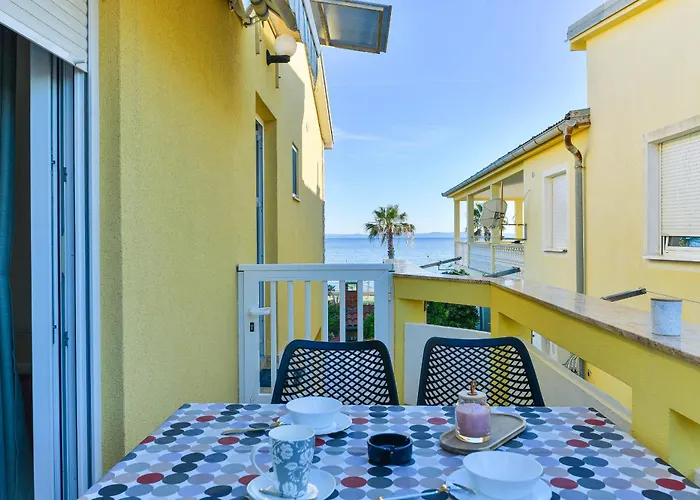 Apartamento House Inga Vir