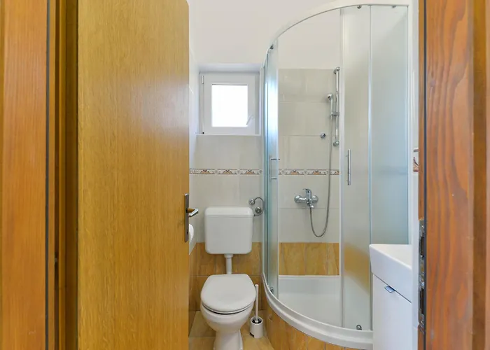 Apartamento House Inga Vir