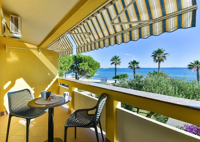 Apartamento House Inga Vir